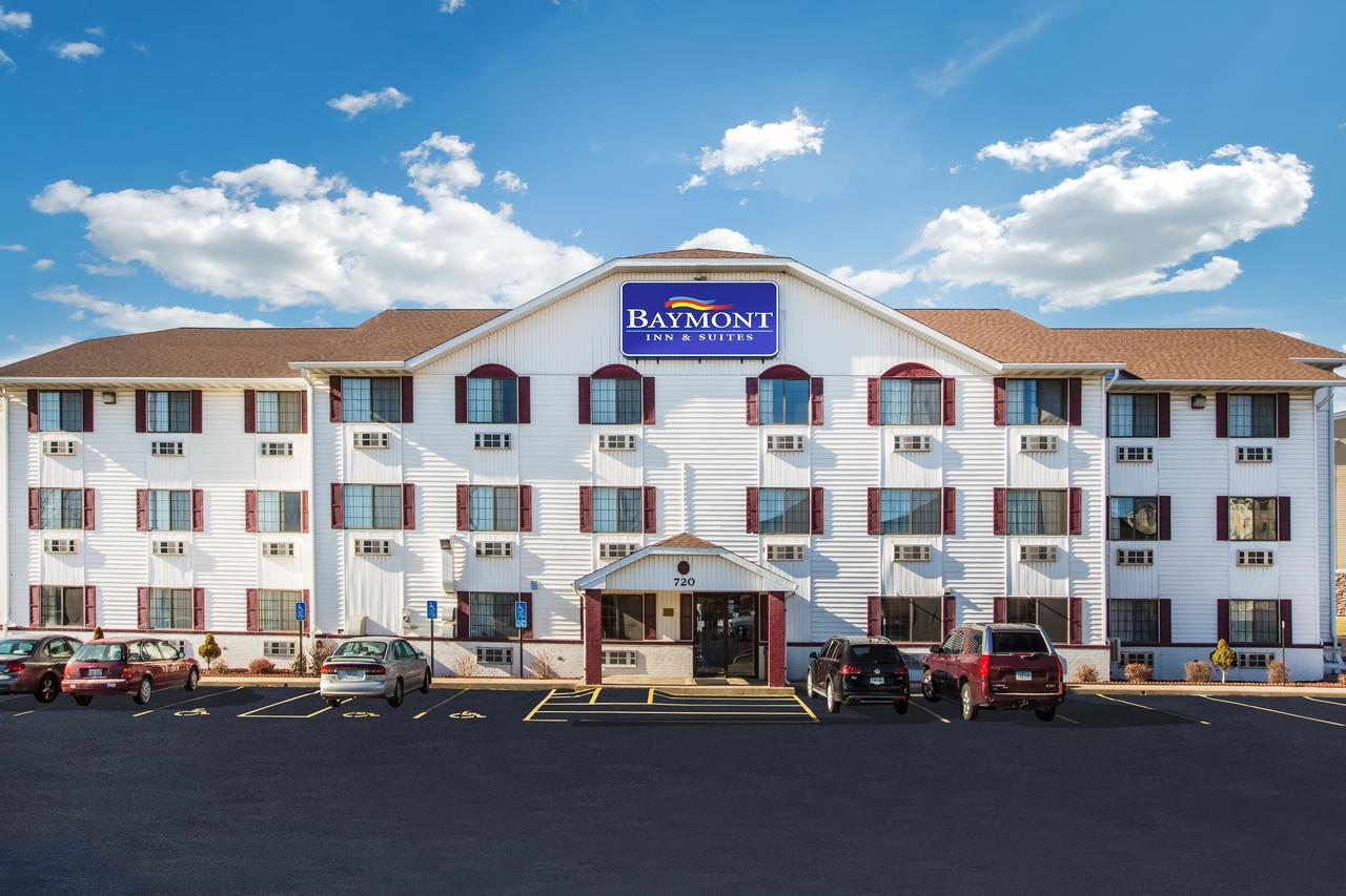 Baymont By Wyndham Cedar Rapids Exterior foto